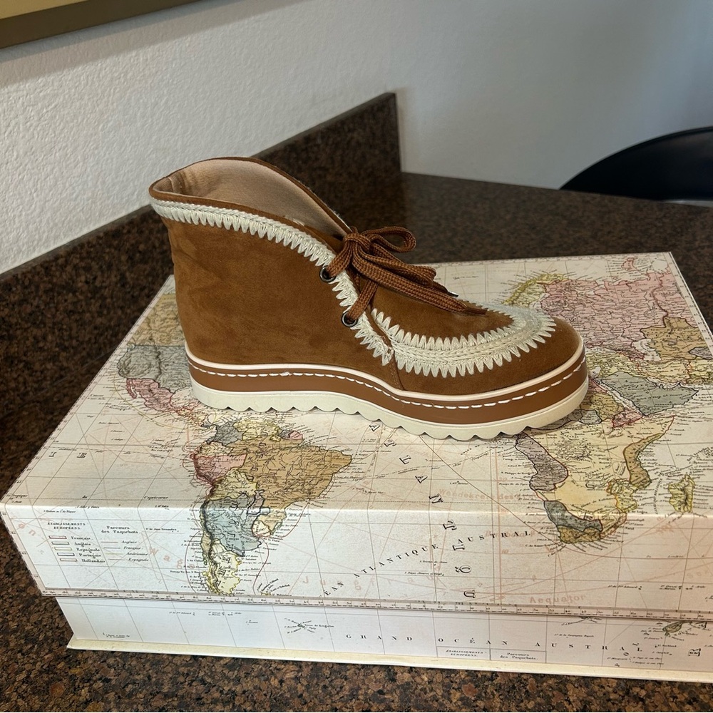 NWT Love Rio Carrie Suede Bootie Cognac Color as: US 8